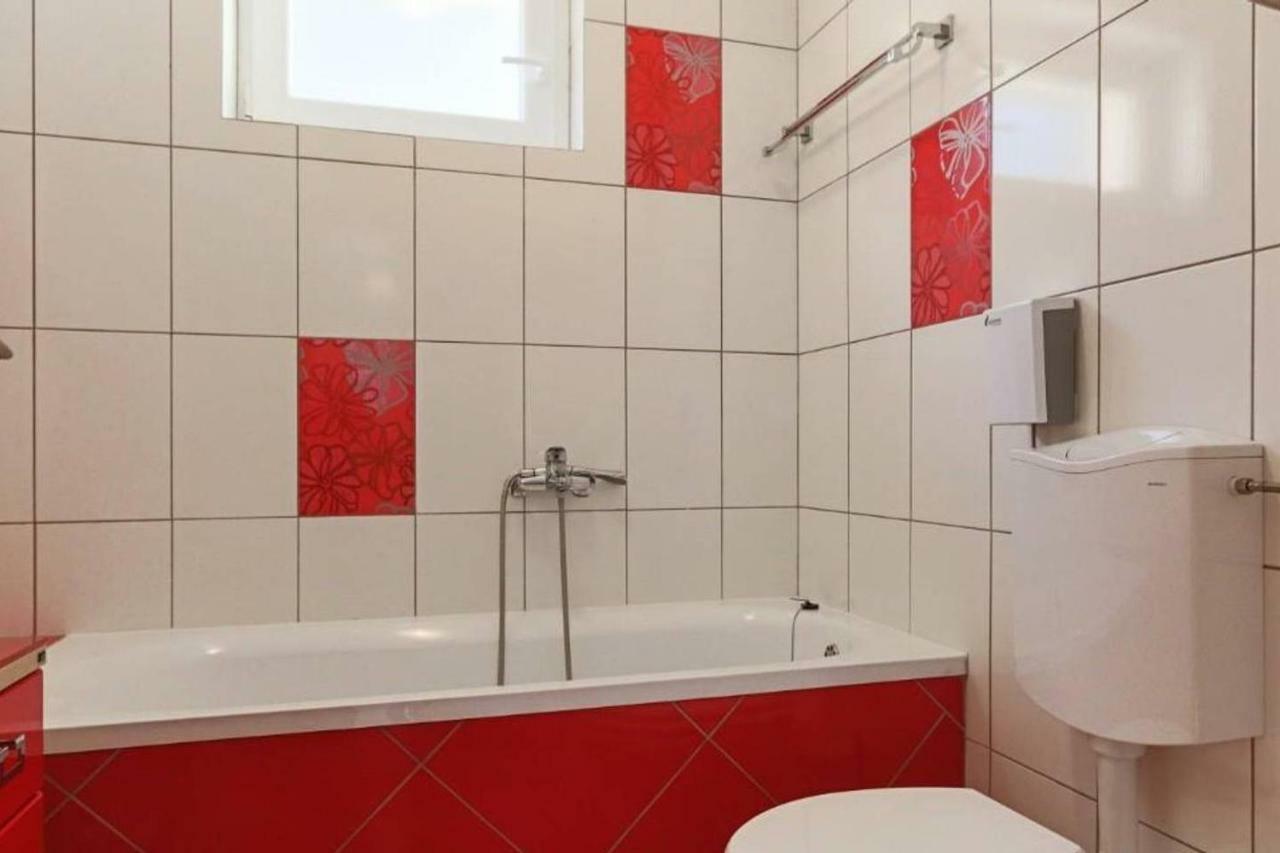 Sun Apartment Kotor Bagian luar foto