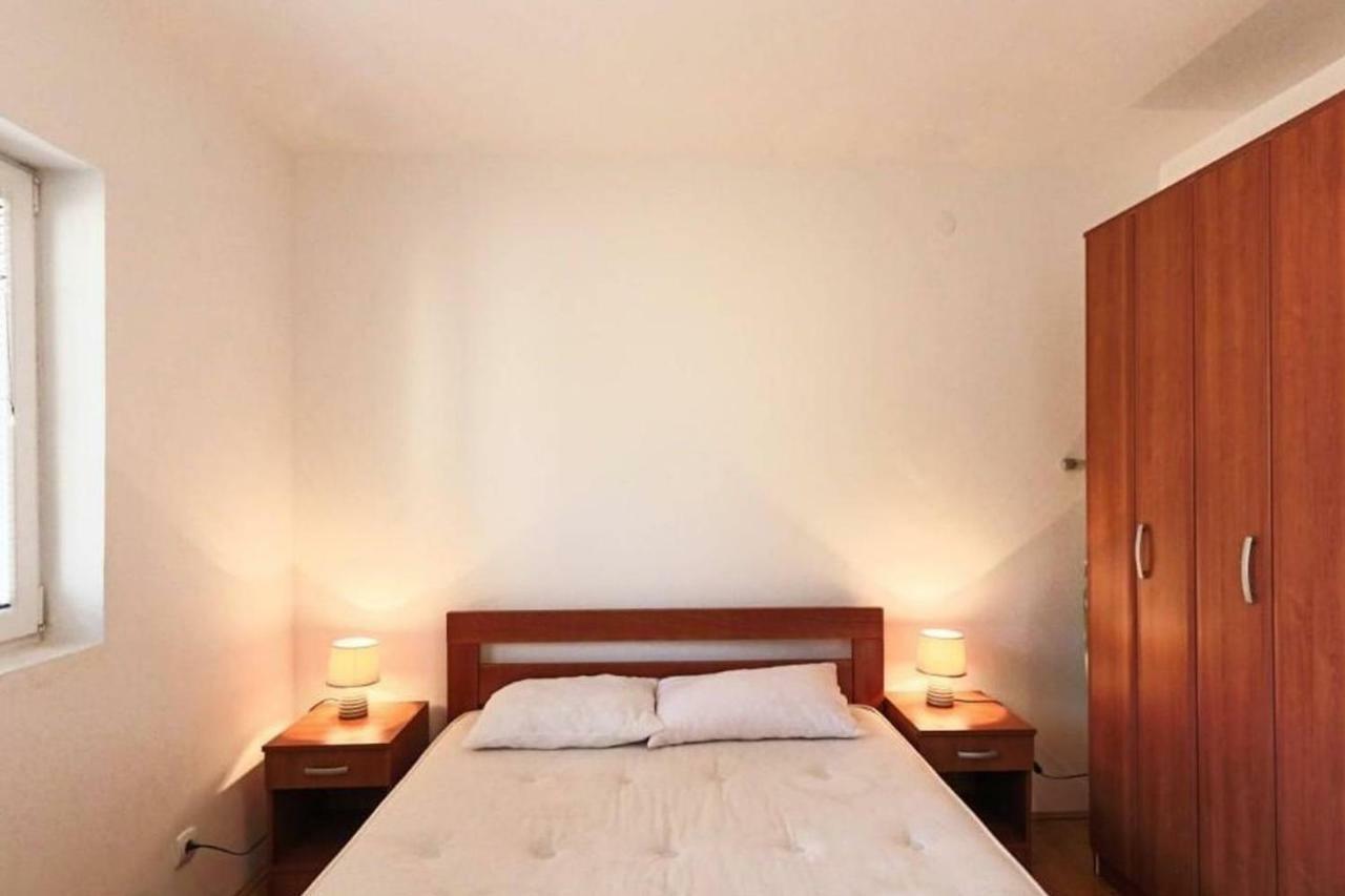 Sun Apartment Kotor Bagian luar foto